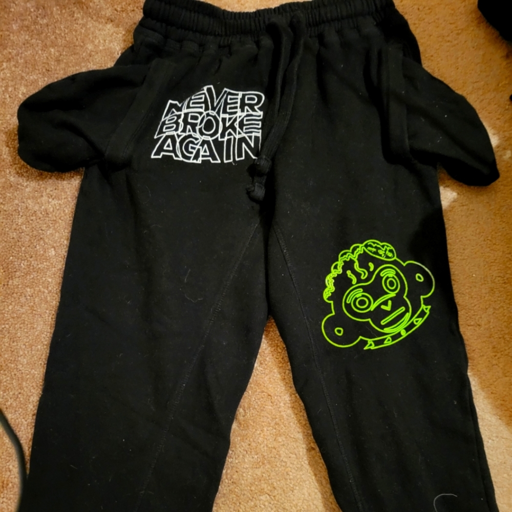 Never broke again sweat pants